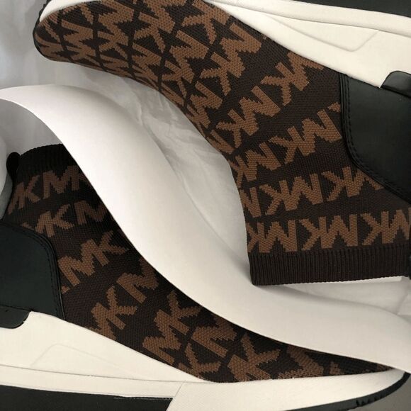 Michael Kors Skyler Logo Chocolate Stretch Knit Sock boots - Picture 4 of 6